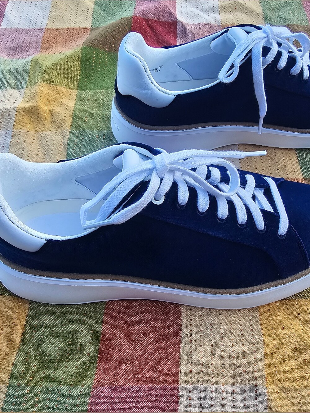 Cole Haan GrandPro Navy Velvet Fashion Sneakers White Sole Women's Size 9B - Picture 3 of 11